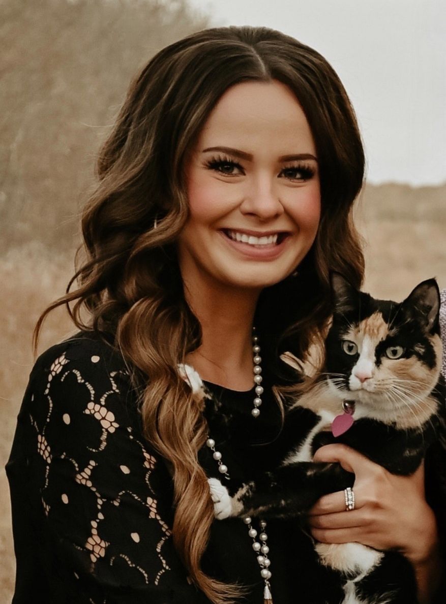 Profile for Nikky Naslund